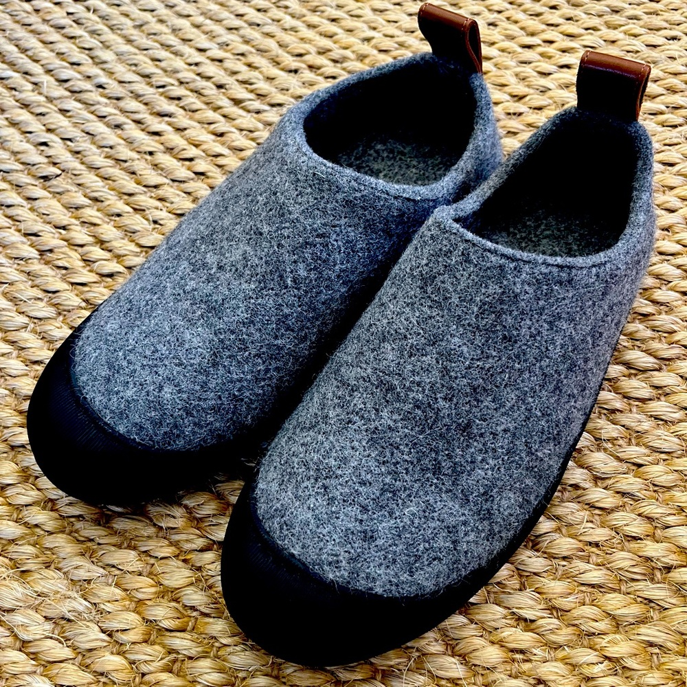 Huckberry Indoor/Outdoor Shoes Slippers Men Size 9 Gray & Black Wool Blend NWOB